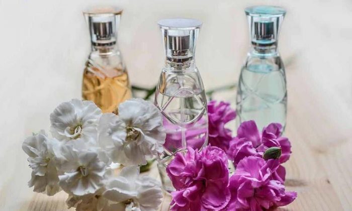 طريقة عمل العطور فى المنزل