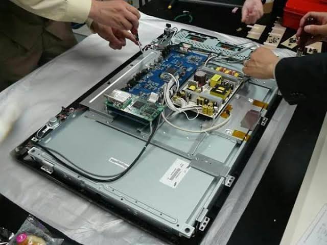 أفضل فني صيانة شاشات سامسونج SAMSUNG في الجيزة